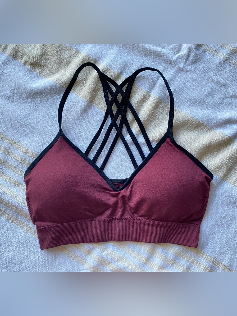 Flirtitude NWOT Strappy Bralette Burgundy Size M